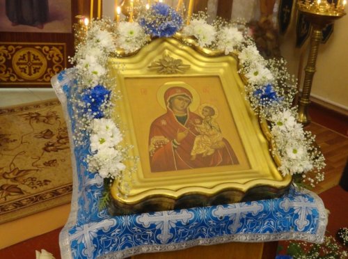 22 ноября - престольный праздник храма иконы Божией Матери «СКОРОПОСЛУШНИЦА»