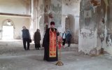 Богослужения в разрушенных храмах на Светлой седмице в Суворовском благочинии